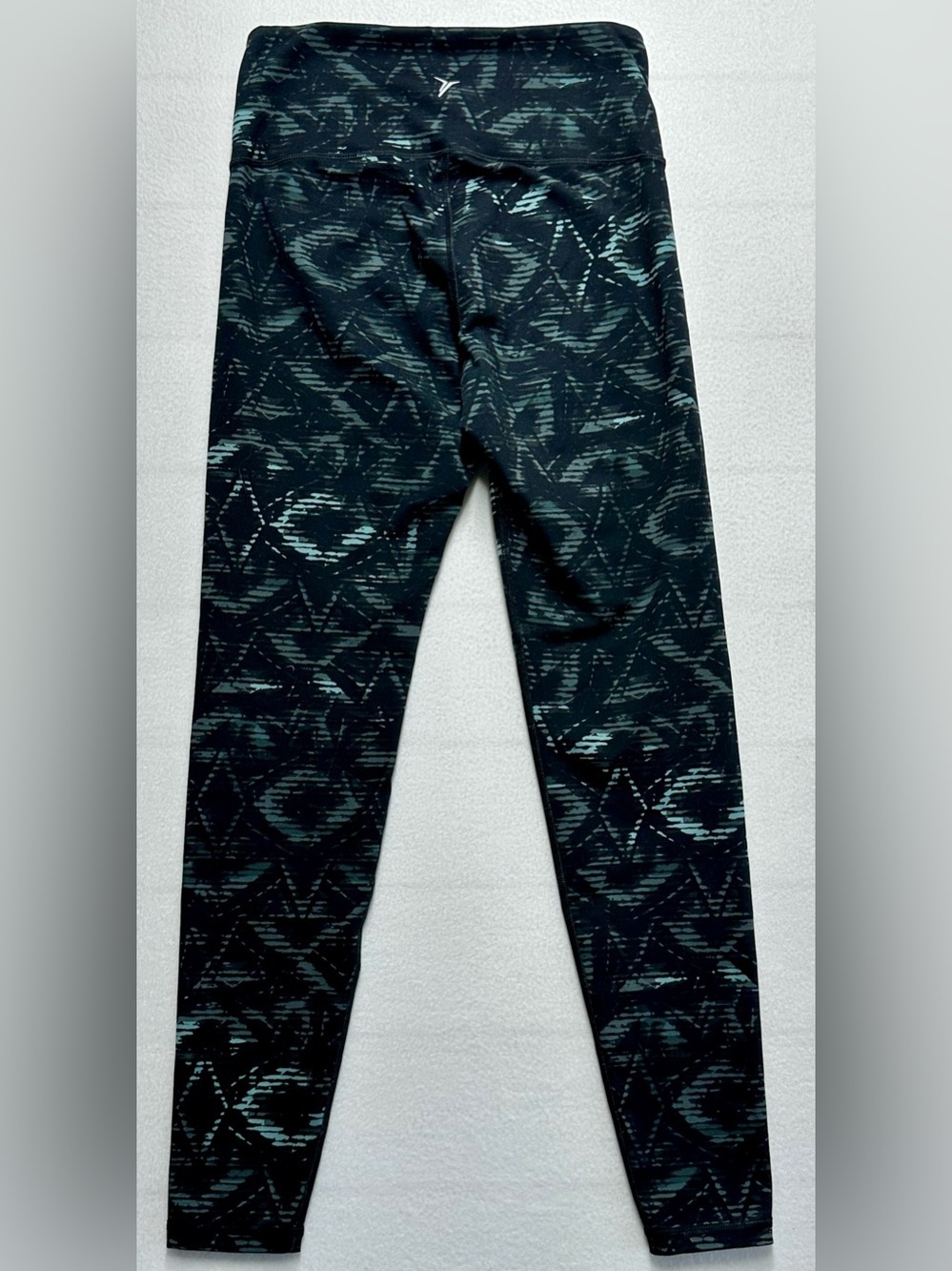 Old Navy Women’s Medium Active Go‑Dry Leggings